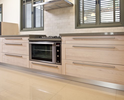 מטבח מעוצב בצבע בז'