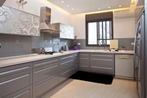 עיצוב מטבח בצבע בהיר