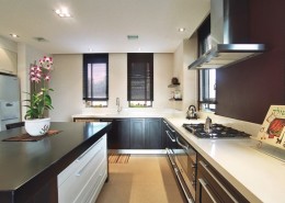 מטבח יפה וקלאסי